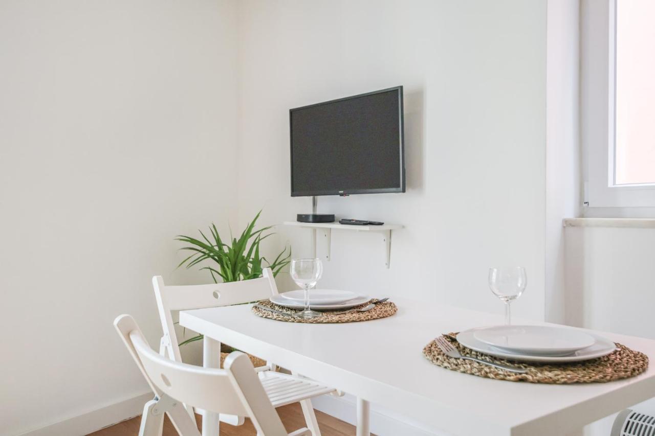 Hygge Chiado Apartment Lisbon Bagian luar foto