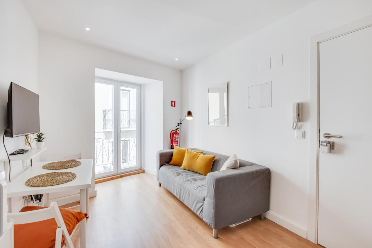 Hygge Chiado Apartment Lisbon Bagian luar foto